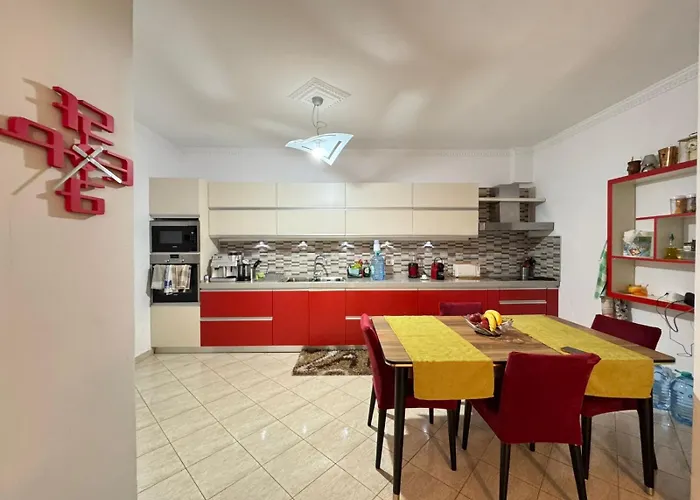 Hora Square 21 * 티라나